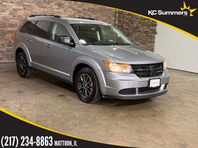 2018 Dodge Journey SE in Silver — front three-quarter view